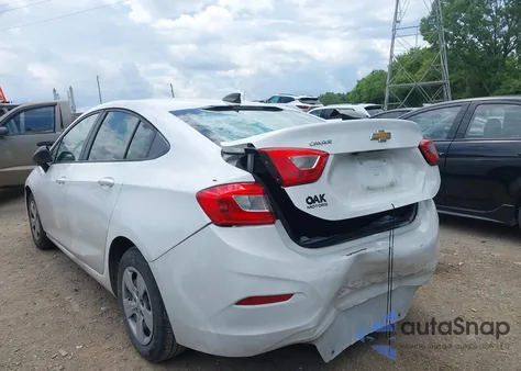 2017 Chevrolet Cruze Ls Auto z USA, uszkodzony, nr VIN 1G1BC5SM8H7279125